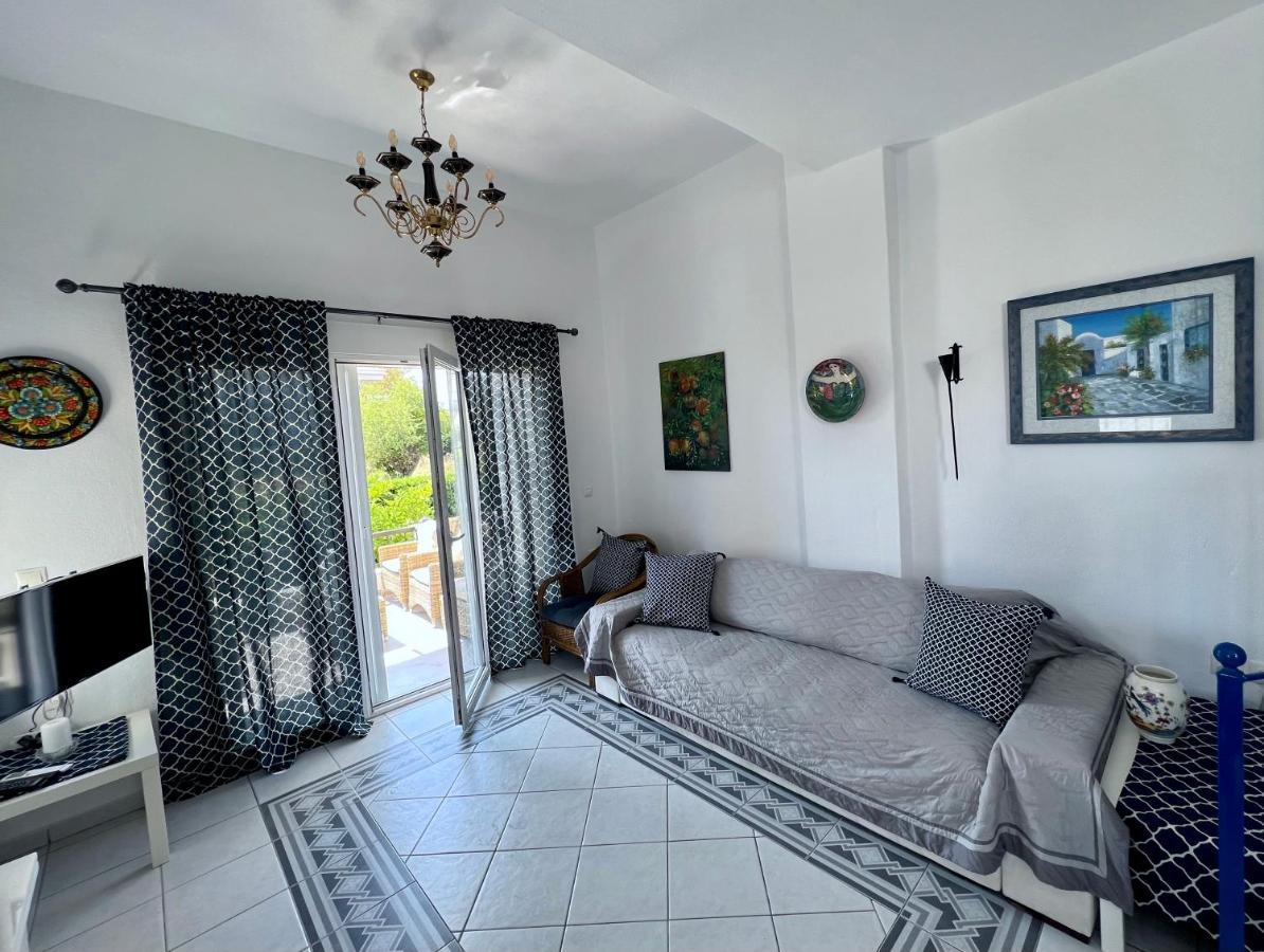 Villa Victoria Hanioti Exterior photo